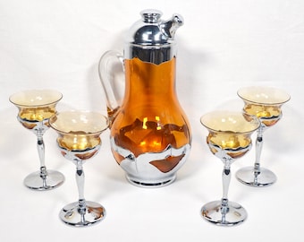 1930s Farber Bros Amber Cambridge Glass Cocktail Shaker with 4 Stemmed Cocktail Glasses