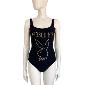 Traje de outlet baño moschino