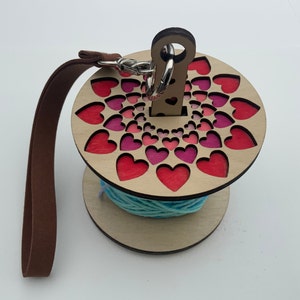 DELUXE Blooming Hearts Wristlet Yarn Carousel Knitting Yarn Holder Portable Wrist Yarn Holder Keeper Tool Handmade Gift