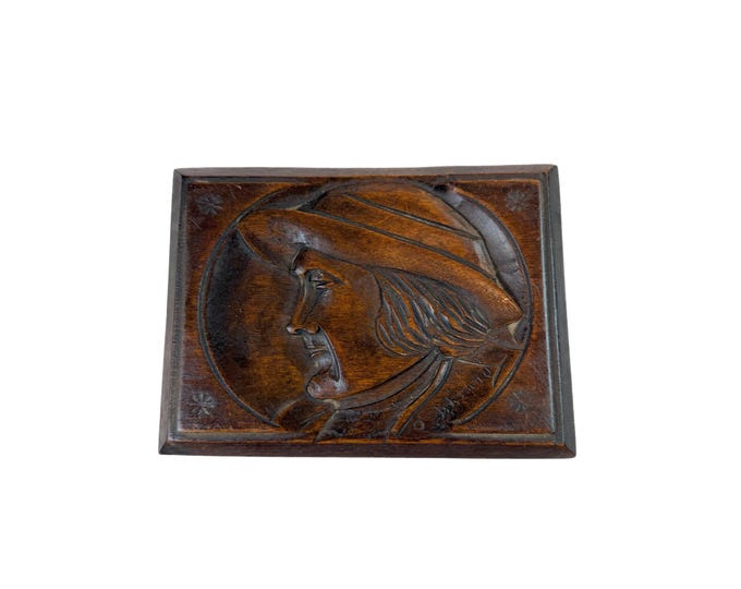 Hand carved wooden box | Portrait of Breton fisherman | Souvenir from Brittany France | Trinket Jewelry Box | Home Decor Decorative Accents