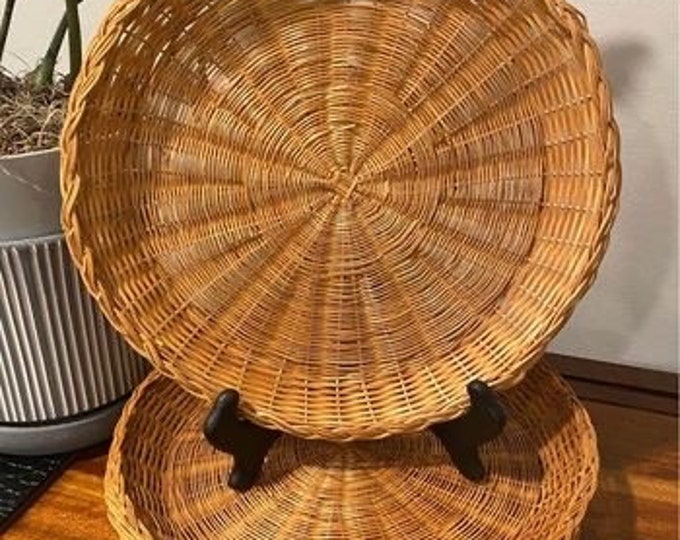 Wicker Plate Chargers Baskets | Woven Natural Set 4 | Vintage Tableware | Tablescape Hostess Decor | Decorative Accents Place Setting