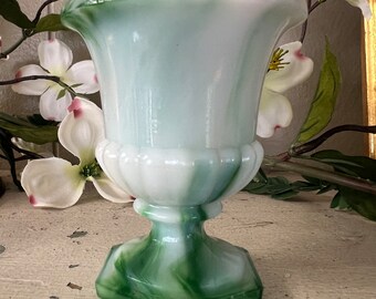 Urne / trophée vintage en agate Akro - NYC Vogue Merc Co. USA Green marbré - Porte cure-dents vase bourgeon en verre de laitier