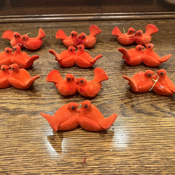 Set 10 / Adornos flocados / Pájaros del amor / Pares de palomas / Rojo vintage / Árbol de Navidad / Plástico