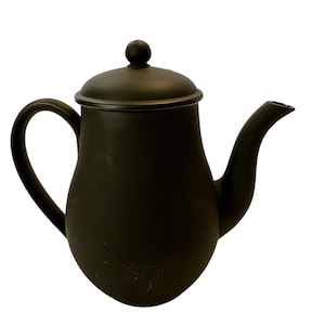 Vintage Rare | Wedgwood Black Basalt | Matte Black | Coffee Pot Teapot | glazed inside, 20th Century piece | Made in England | Jasperware