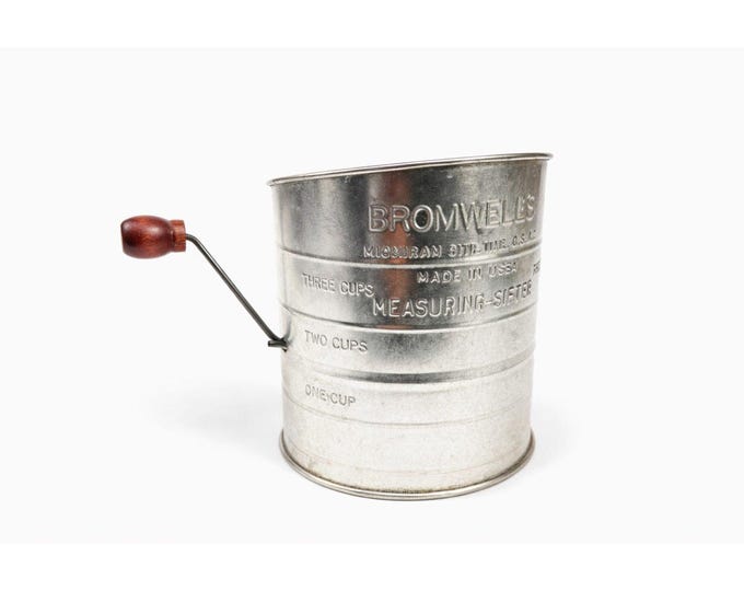 Flour Sifter Vintage Bromwell’s 3 Cup Flour Sifter USA Tin Hand Wooden Crank Mid Century Farmhouse Kitchen Tools Utensils Cooking