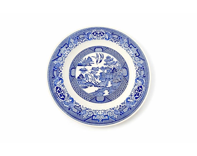 Luncheon Side Plate Vintage Blue Willow Ware Royal USA 9" Chinosiere Replacement China Oriental Traditional Gallery Wall