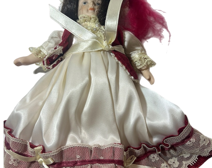 Vintage | Porcelain | Gorham Doll Christmas Day | 1980s Box | White Christmas | Ornament