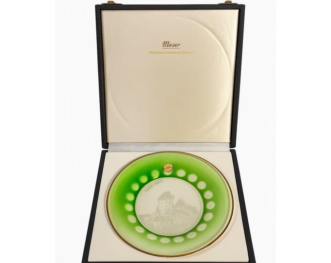 Collector Christmas Plate Green Moser Glass 1971 Vanoce Karlstein Castle Etched Limited Edition Czech Republic Original Box