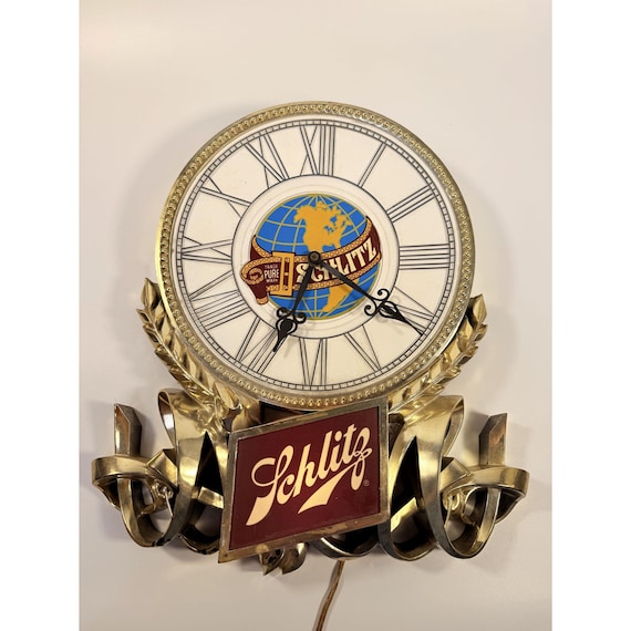 Wall Mounted Clock Schlitz Beer 1977gold Display Sign Back Lit