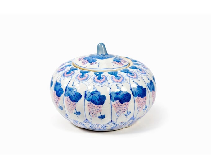 Ginger Jar Pumpkin Shaped Chinoiserie Vintage Oriental Grape Motif Fall Thanksgiving Home Decor Decorative Accents Collector Collectible