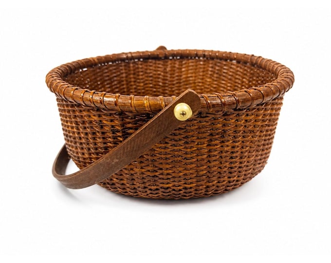 Nantucket lightship basket -Wicker Handled Handmade Wood Bottom Vintage collectible