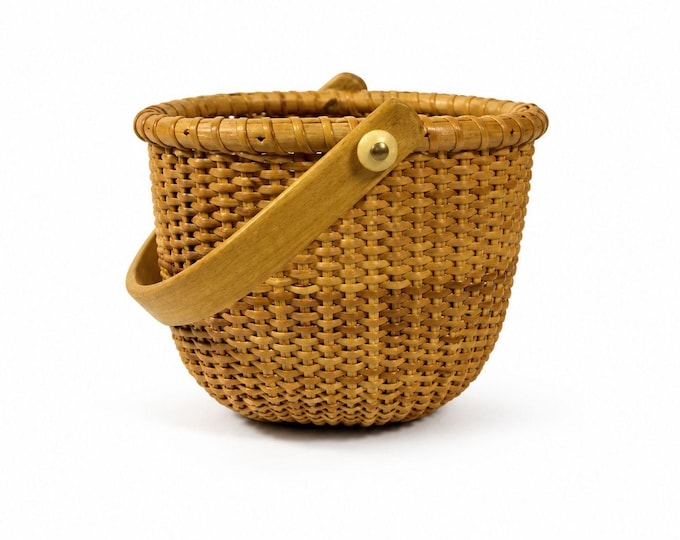 Nantucket lightship basket -Wicker Handled Handmade Wood Bottom Vintage collectible