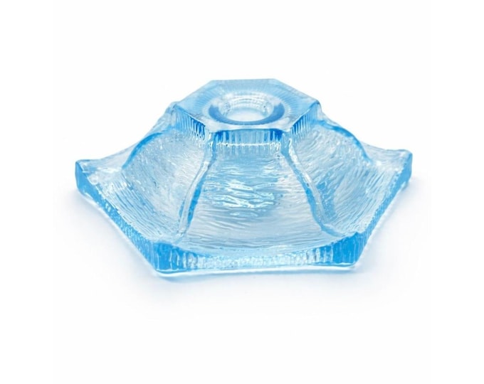 Taper Candle Holder LE Smith Pagoda Light Ice Blue Textured Glass Candleholder Vintage Collectible Glassware Home Decor Decorative Accents