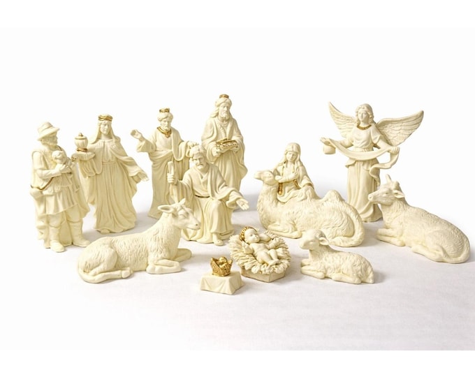 Nativity Set 13 Piece Jade Porecelain Belk Holiday Home Accents Vintage Porcelain Collectible Christmas Religious Seasonal Decor