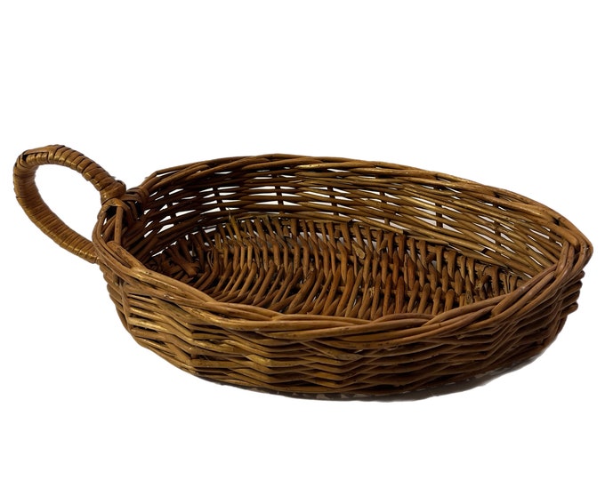 Vintage Wicker Woven Handled Leaf Shape Basket |Wall Basket Catch All | Fall Decor | Farmhouse Boho