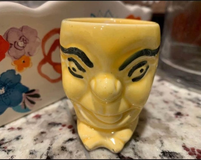 Vintage | Retro | Antique Royal Art Pottery Longston Longton England  | Egg Cup Bright Yellow | Man face