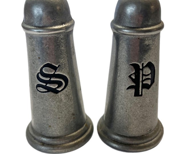 Vintage Plough Tavern - Pewter Wilton Columbia RWP Salt & Pepper Shaker - Made in USA | Colonial | Farmhouse Granny Core Primitive