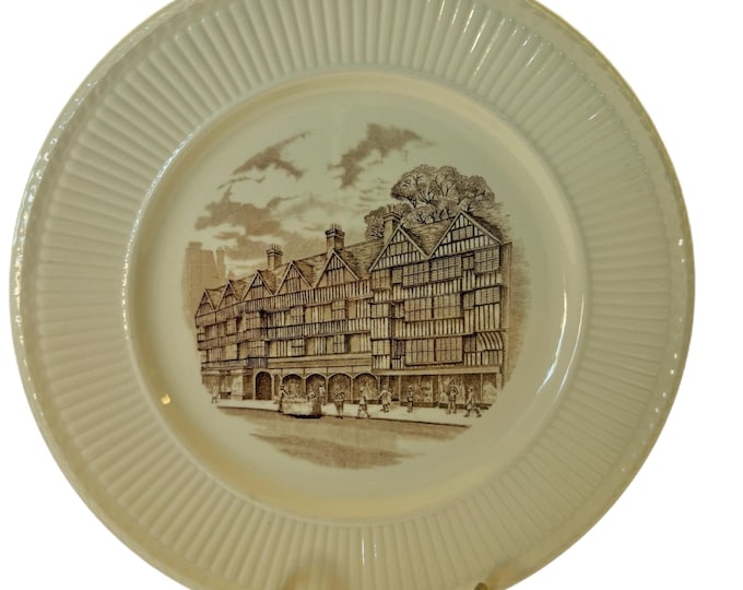Vintage | Cream Brown Transferware | Wedgwood Historical Old London Views (Edme) | Staple Inn Dinner Plate | 1941 |  Made in England
