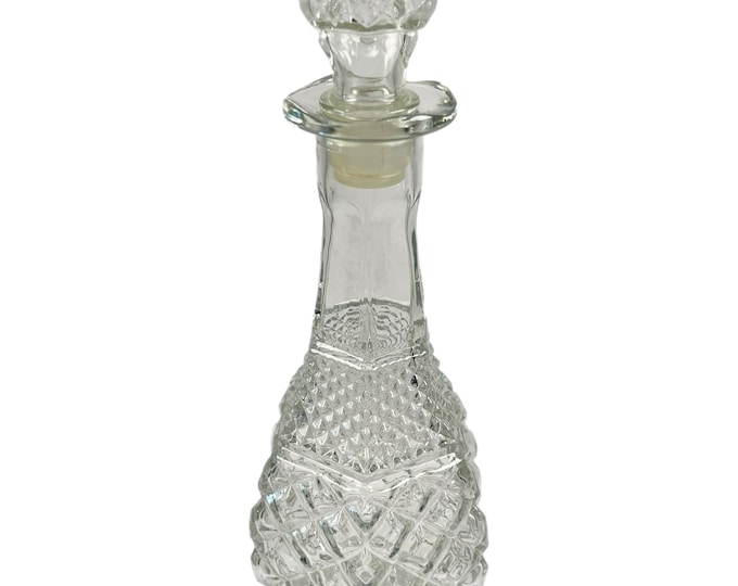 Anchor Hocking Wexford Crystal Glass Decanter Bottle W/Stopper Liquor Wine Pressed Glass Bar Cart Office Bar