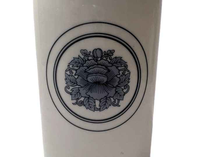 Vintage | Georges Briard | Blue Dynasty Vase | Cylinder | Chinoiserie | Floral Blower | Blue White