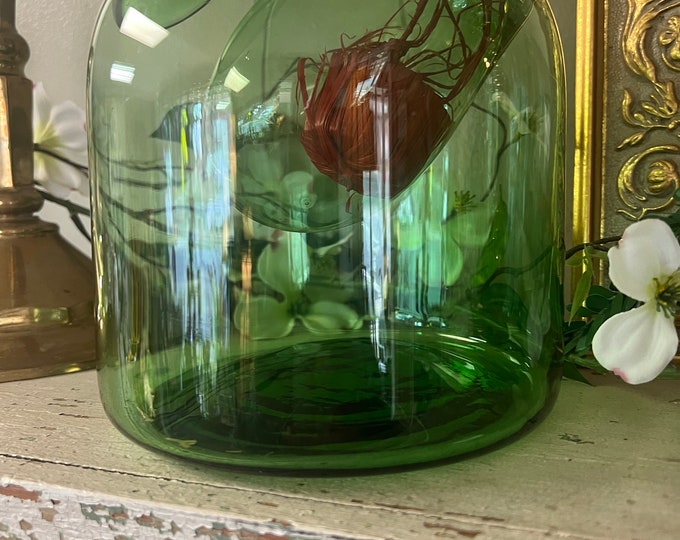 Vintage Italian Vetri Di Empoli Green Glass Wine Decanter