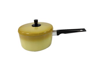 Olla con tapa Kitchen Delight MCM de 2 cuartos / Cacerola Harvest Gold Vintage de mediados de siglo / Utensilios de aluminio / Ollas / Batería de cocina / Tapa