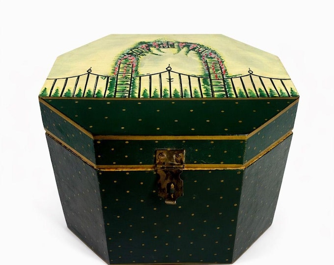 Wooden Keepsake Box Vintage Hand-Painted Garden Gate Flowers Trellis Octagon Wood Storage Box Boudier Dresser Purse Box Spring Cottage