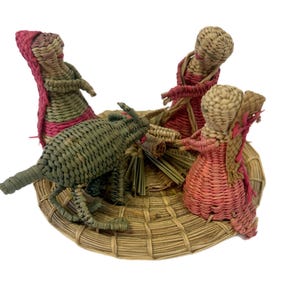 Vintage Nativity Nacimiento Creche Made in Ecuador of Toquilla Straw