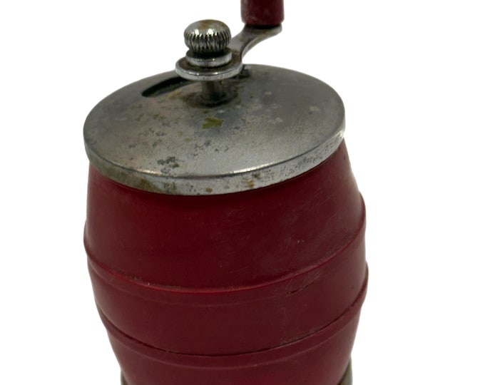 Pepper Manual Grinder Mill | George S Thompson | Burgundy Red Barrel Shaped Spice Grinder  | Vintage Kitchen Tool | Stainless Steel | Kitche