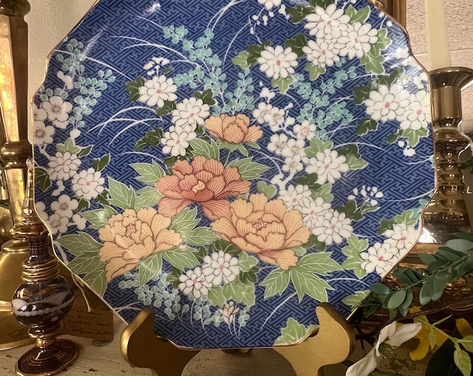 Vintage Echo Japan TAKAHASHI Decorator Collector Plate, Hand Painted Blue with Floral Design