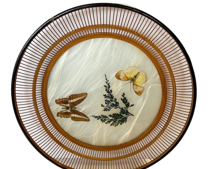 Vintage MCM Rattan Bamboo Round Glass Butterfly Pressed Flowers Decorative Serving Tray | Wall Decor | Boho Retro Kitschy
