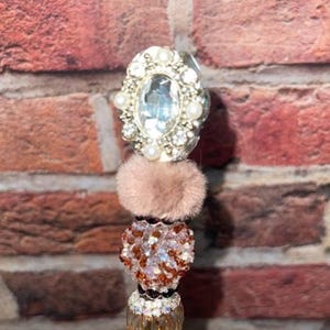 MOOIE BLING-PEN!!! Blingy Diamond Focal Fuzzy handgemaakte pen!!!