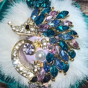 MOOIE BLING-PEN!!! Blingy strass egel en gescheurde bloem handgemaakte pen!!!