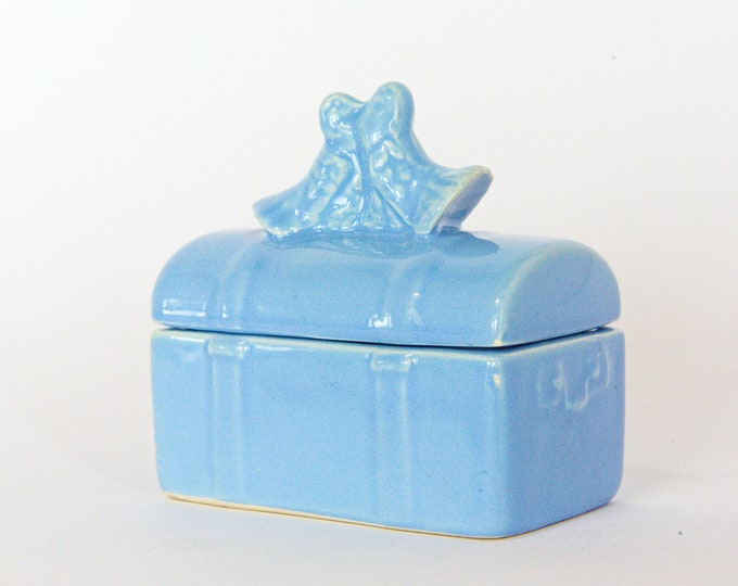 Trinket Box - Jasba 4887 3- Ceramic- Vintage Blue with doves/lovebirds