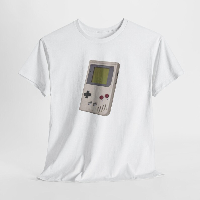Maglietta con grafica di console portatile retrò / Maglietta con grafica di videogiochi vintage immagine 3