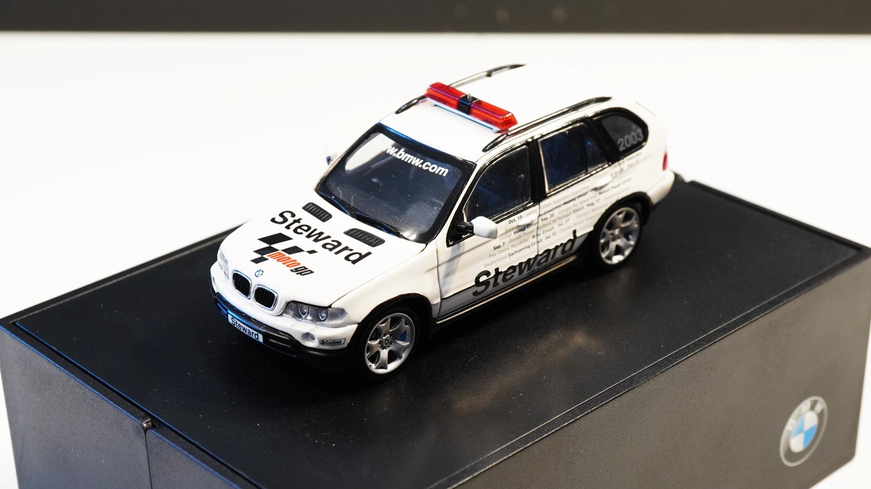 BMW X5 E53 'Steward Car MotoGP' - Minichamps 1/43 - Etsy.de