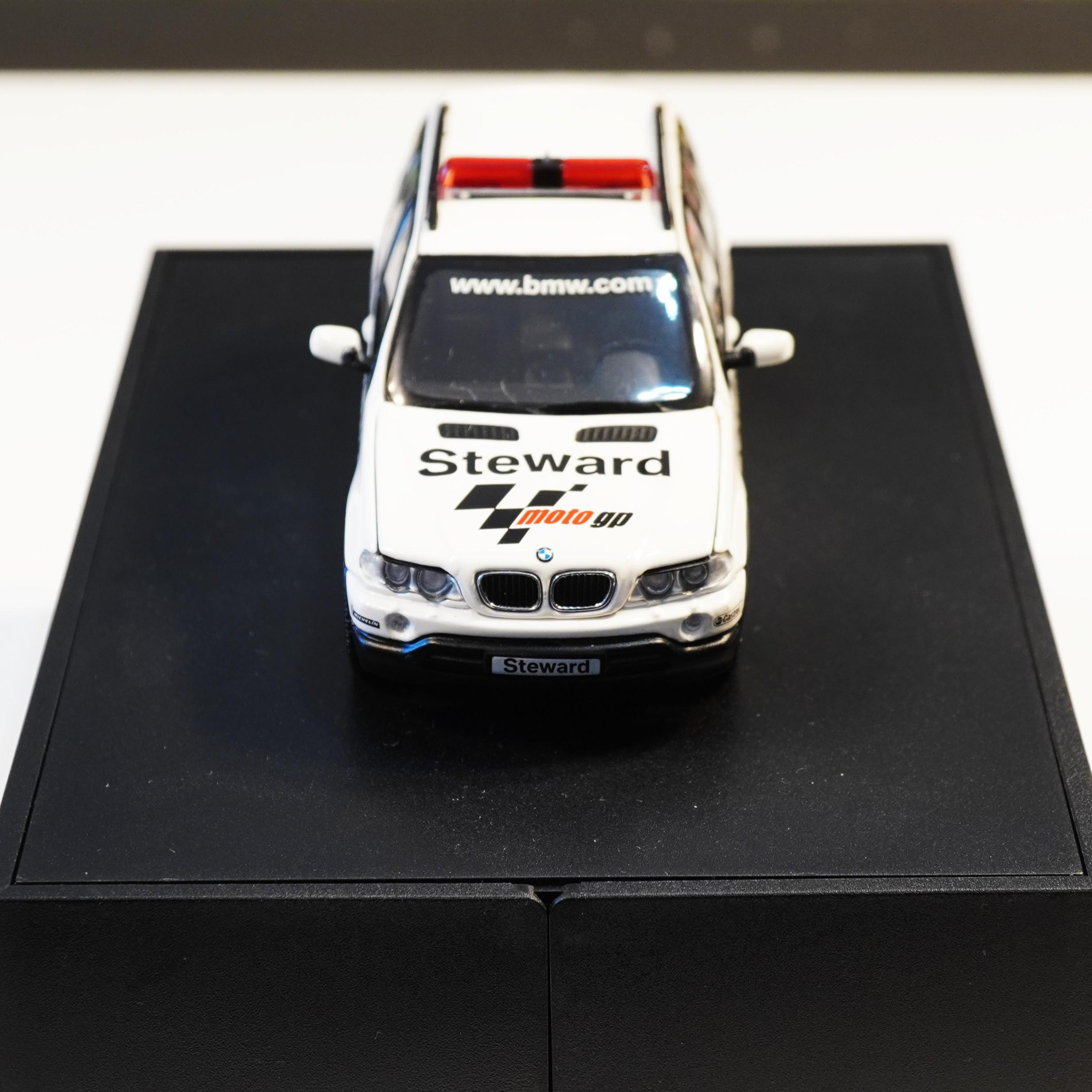 ディーラー特注 ミニチャンプス X5 Steward Car MotoGP BMW X5 E53
