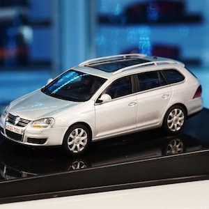 Volkswagen Golf V Variante - AUTOart 1/43