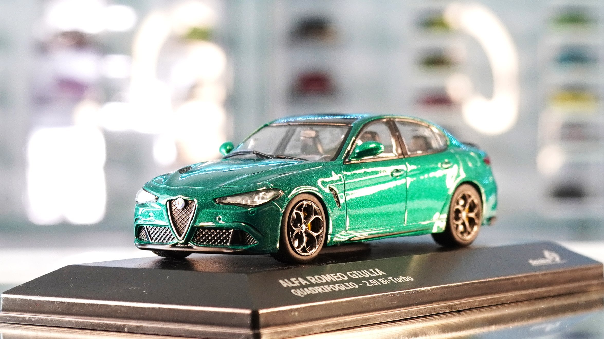 Alfa romeo best sale giulia quadrifoglio diecast