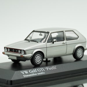 Volkswagen Golf GTI &#39;Pirelli&#39; - Minichamps 1/43