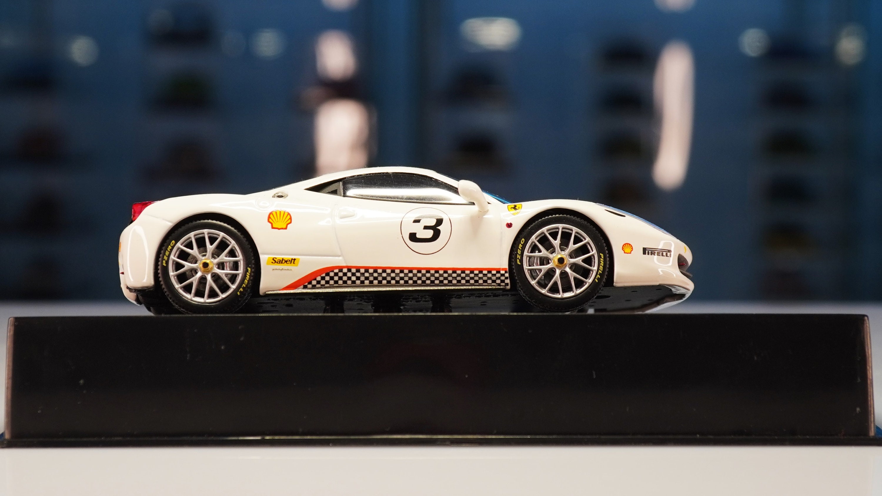 ホットウィール ELITE フェラーリ 1/43 458 ITALIA Ferrari 458 Italia Speciale Elite Edition 1/43 Diecast Car