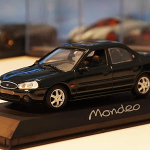 Ford Mondeo – Minichamps 1/43