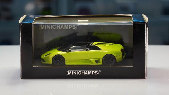 Minichamps 1:43 Lamborghini Murcielago LP670-4 SV built in