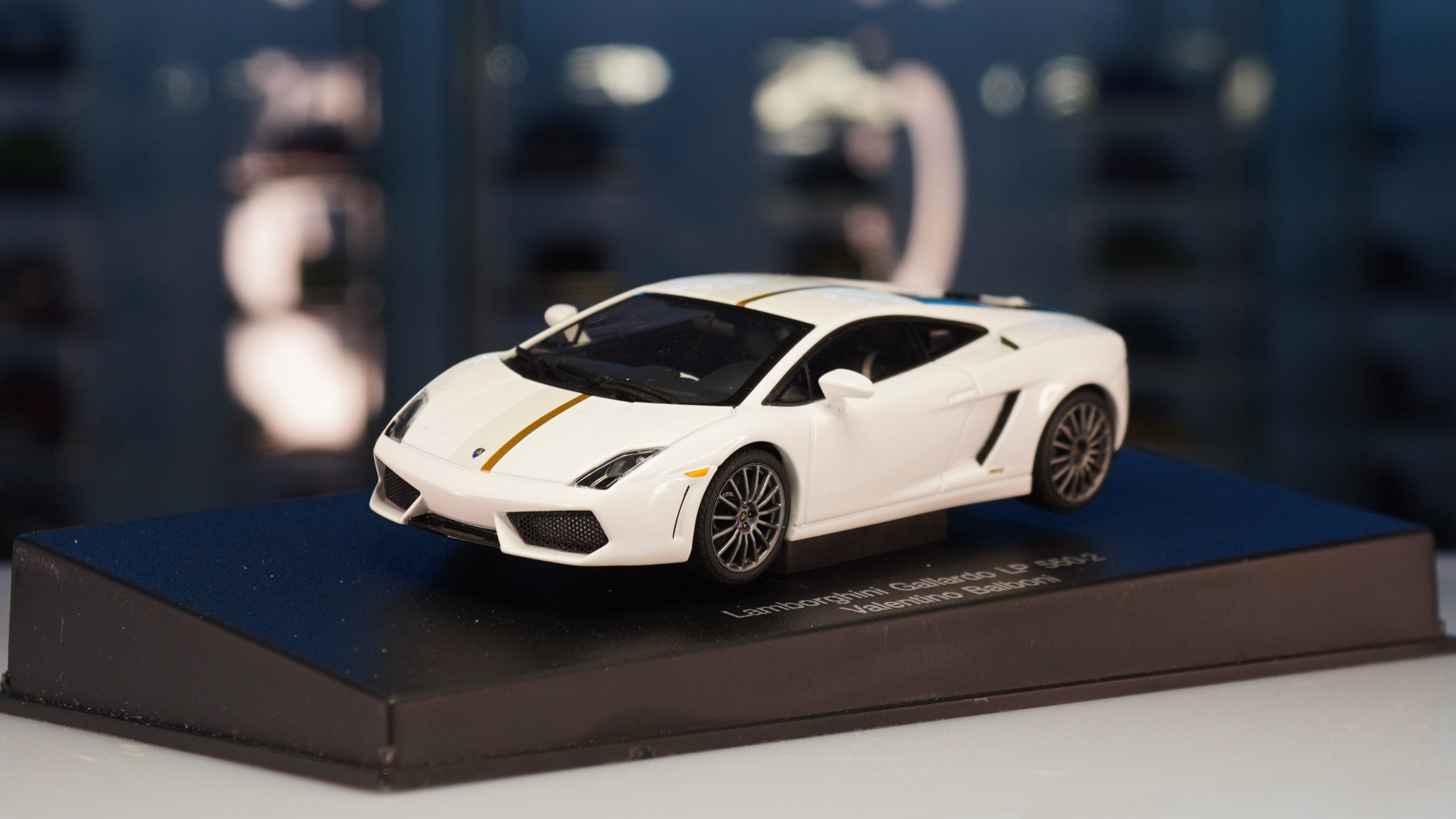 【在庫あり】 Lamborghini 1/43 Autoart - Balboni Valetino LP550-2 Gallardo ミニカー