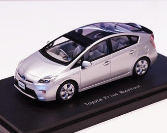 Toyota Prius Moonroof - Ebbro 1/43