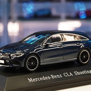 Mercedes CLA Shooting Brake ( Denim Blue ) Modelcar by Spark