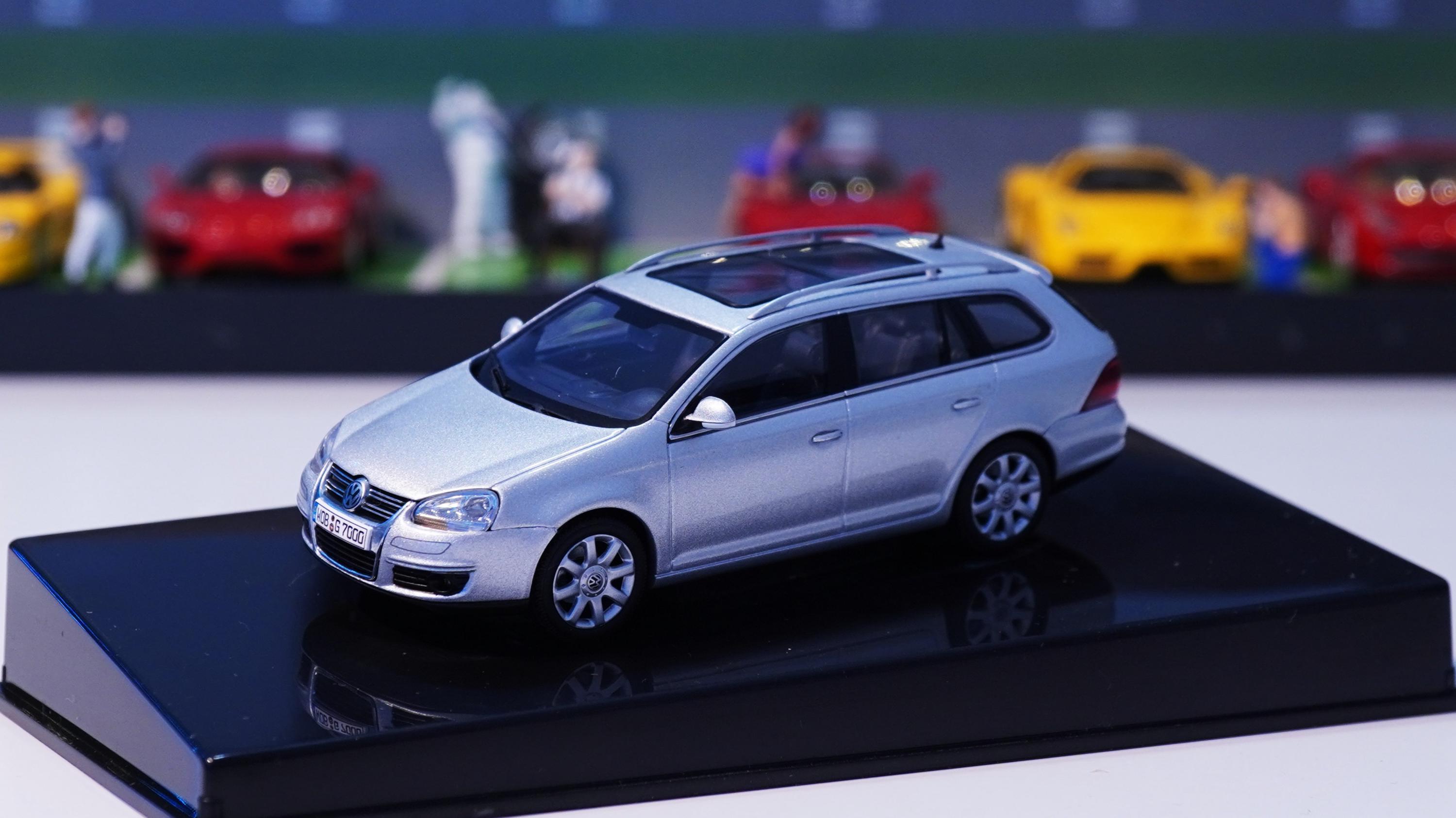 フォルクスワーゲン ゴルフ V ヴァリアント AUTOart 1/43 - Etsy 日本