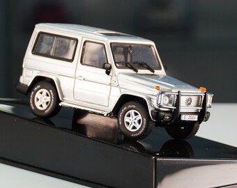 オートアート 1/43 メルセデスベンツ　Gワゴン SWB シルバー 56104 オートアート 1/43 メルセデスベンツ Gワゴン SWB シルバー 56104