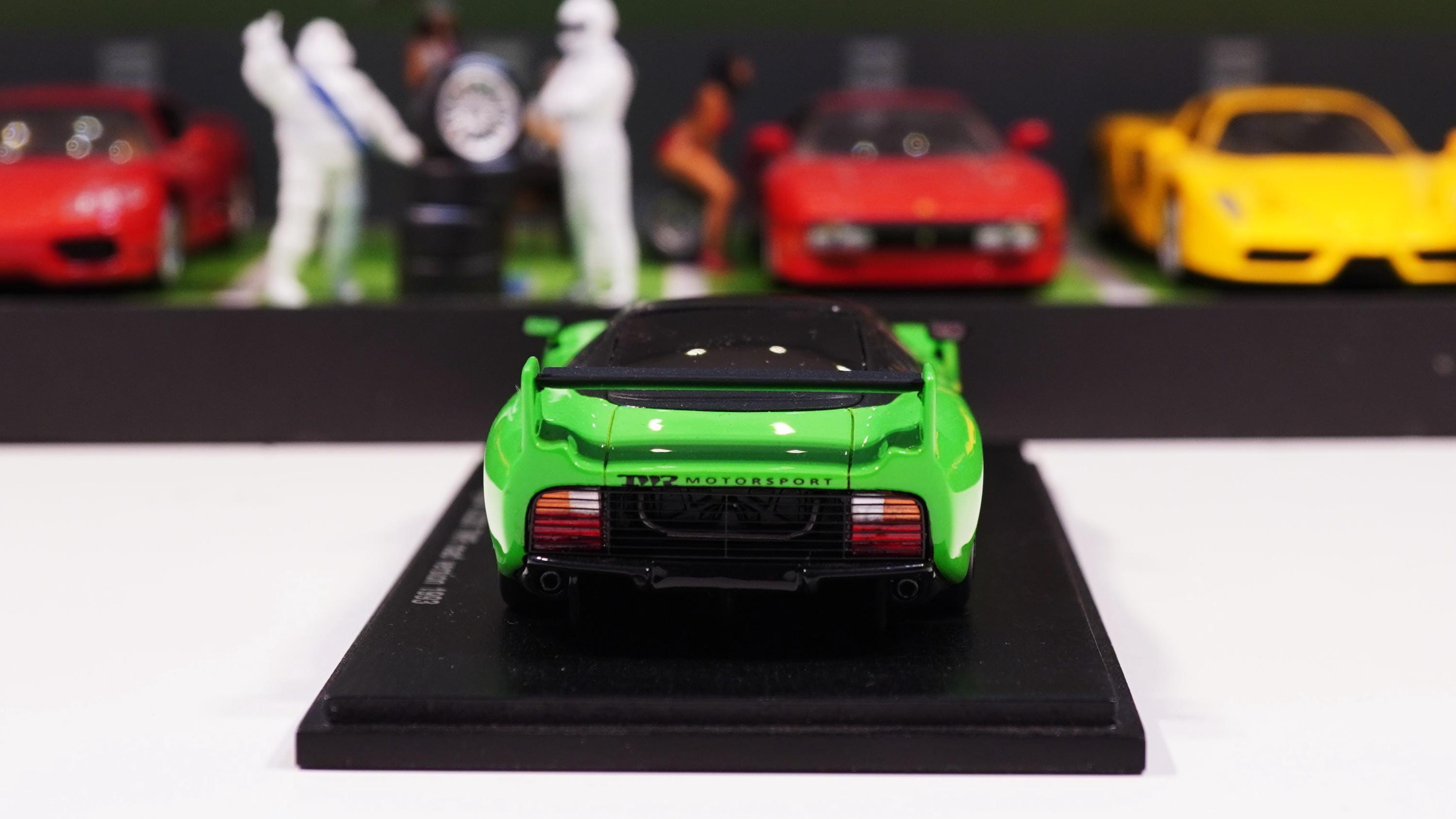 Jaguar XJ220 TWR Road Version - Spark 1:43 - Etsy Israel