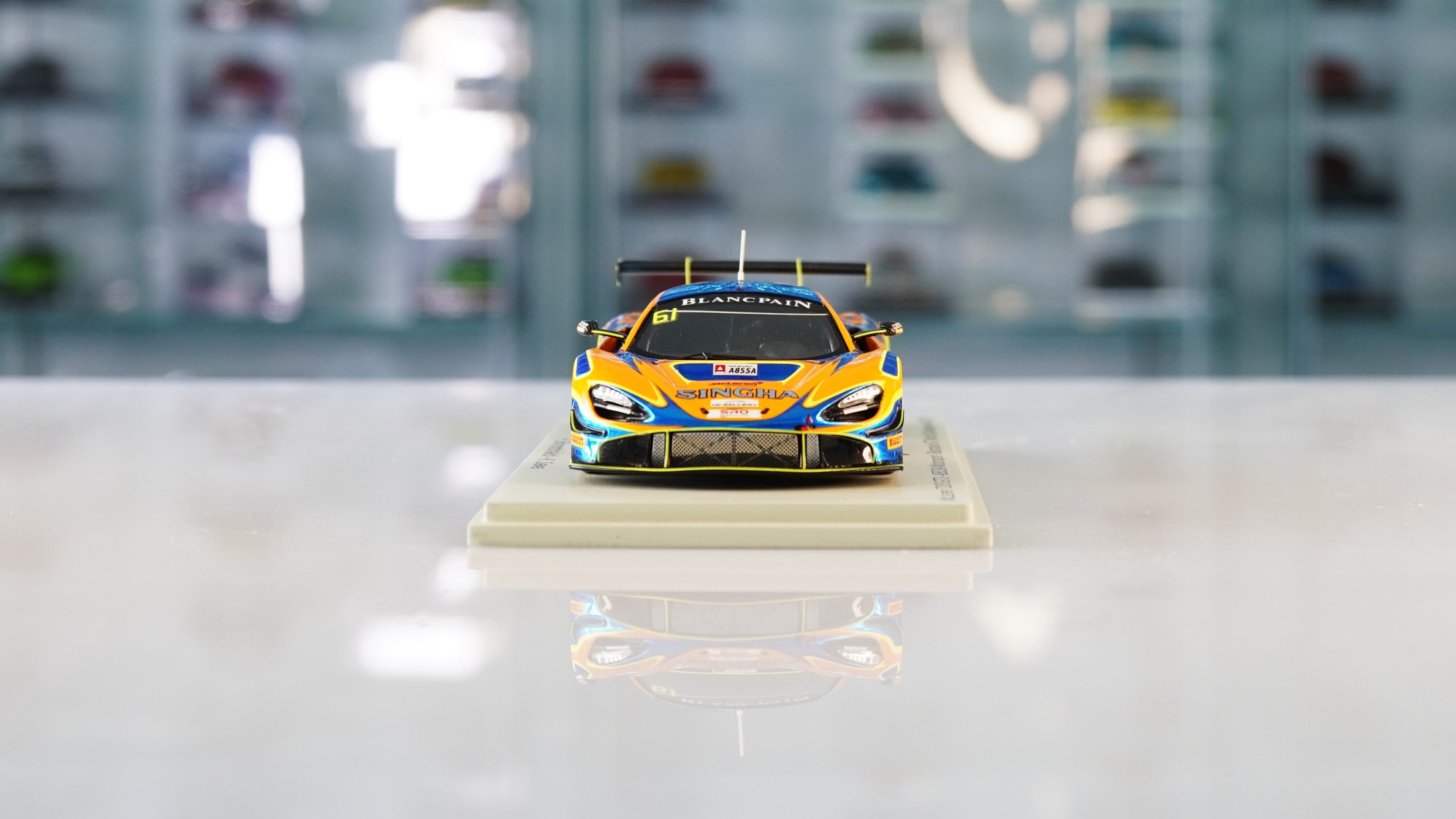 Mclaren 720S GT3 No.61 ABSSA Motorsport Blancpain GT World